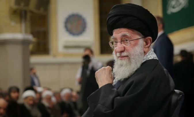 Đại giáo chủ Iran cảnh báo Israel sẽ bị “giáng trả khốc liệt” và sẽ đi đến suy tàn